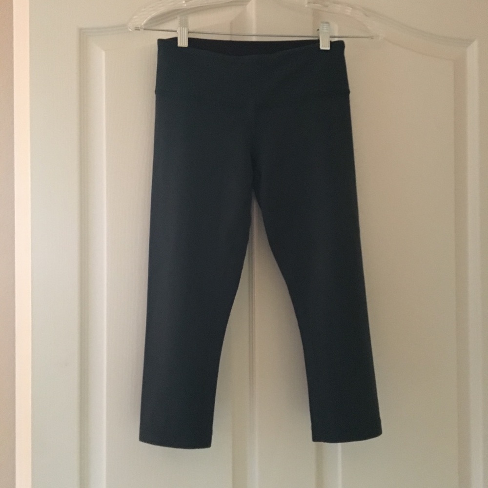 Lululemon Wunder Under Crop